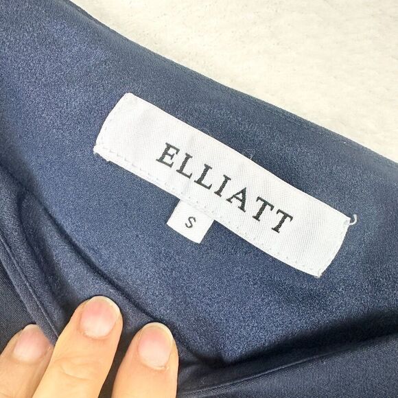 Elliatt Ophelia One Shoulder Dress Size Small Navy Pockets Special Occasion - Picture 7 of 8